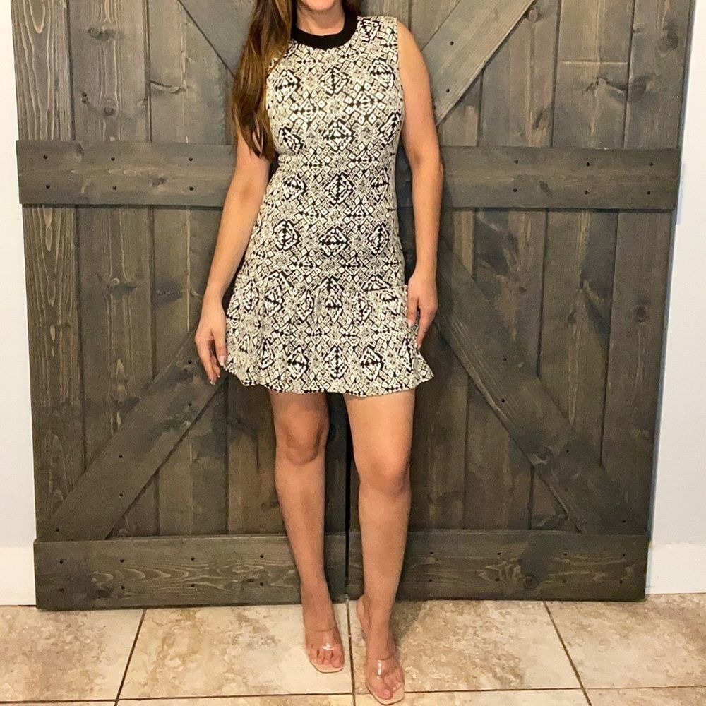 4/$25 Black Print Dress